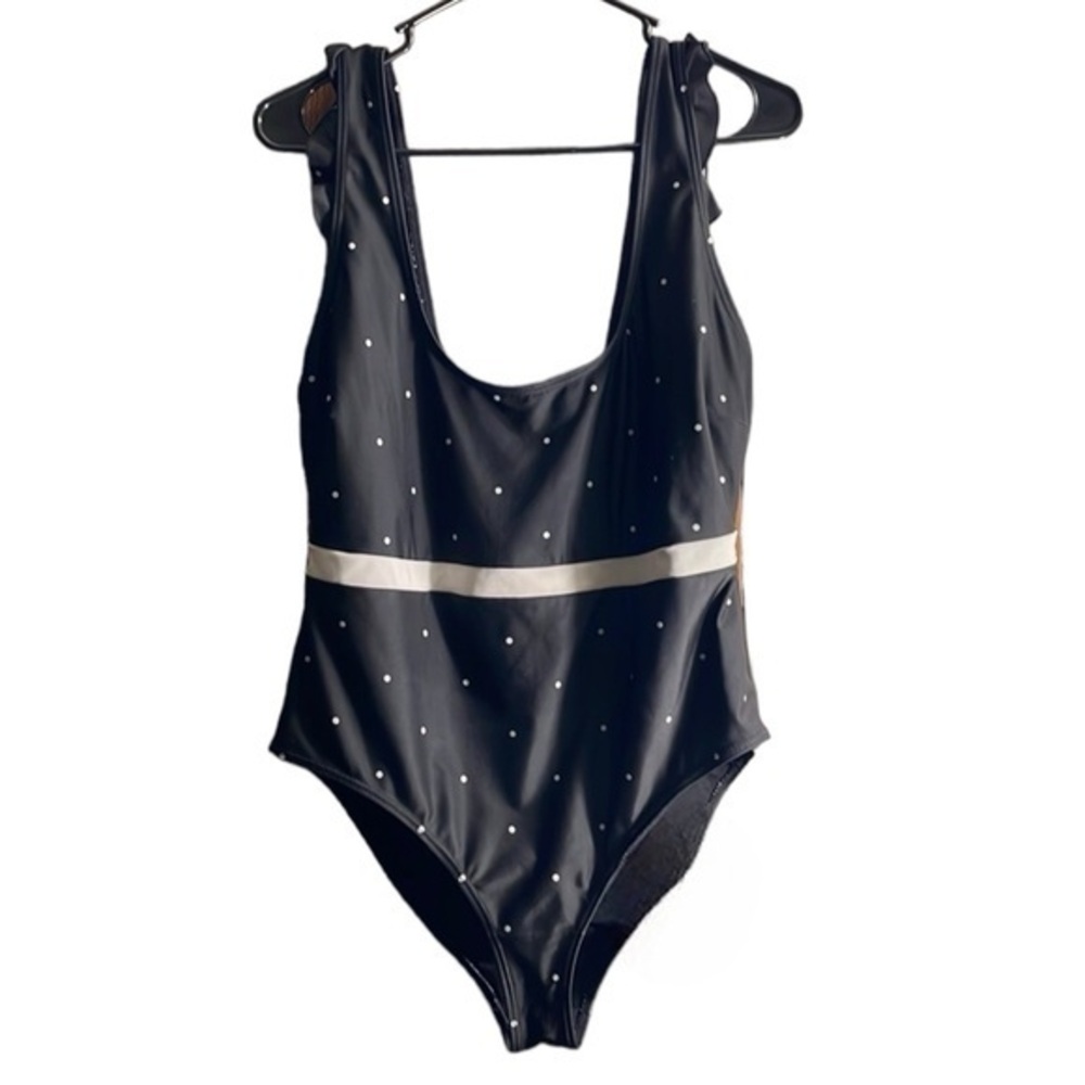 Peek & Beau Black White Ruffle Shoulders Swimsuit Size 14 EUC #2474
